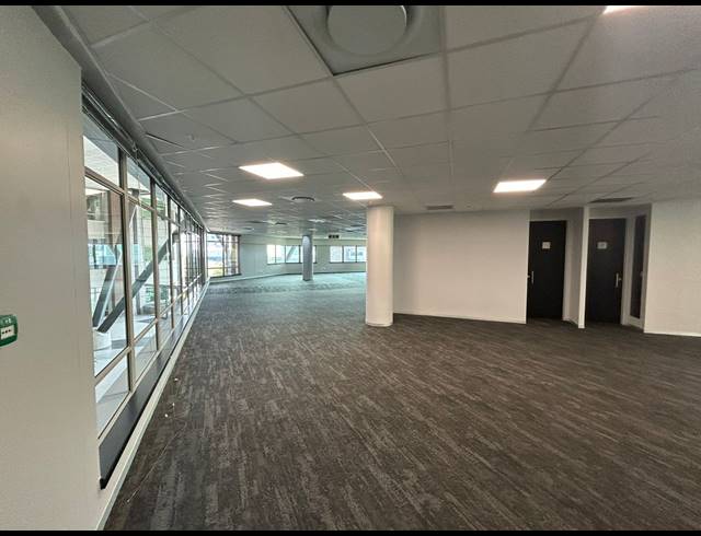 364M² OFFICE TO LET IN SANDTON CENTRAL